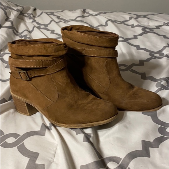 American Eagle Outfitters Shoes - American Eagle booties